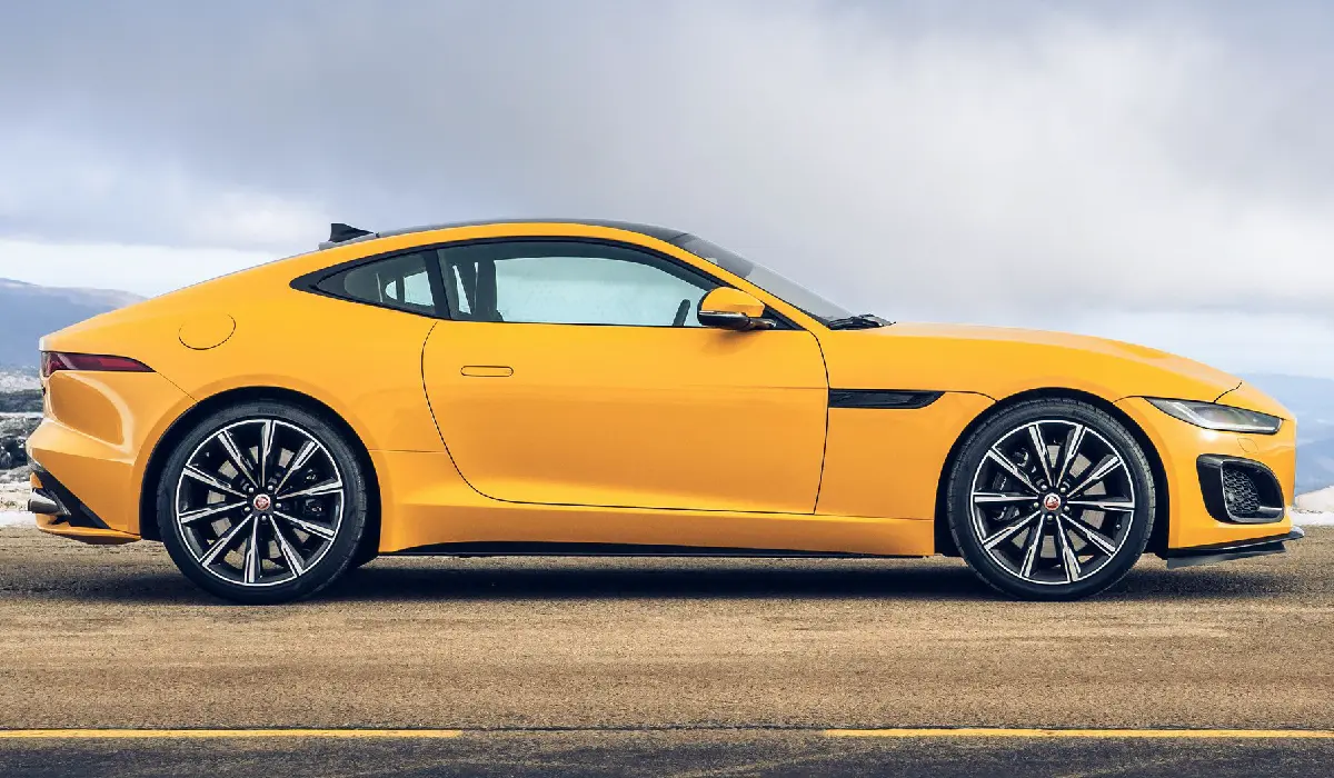 Jaguar - F-Type R-Dynamic P450 - Coupe Car Rentals - Preowned Coupe Car - Exclusive Concierge Club.webp